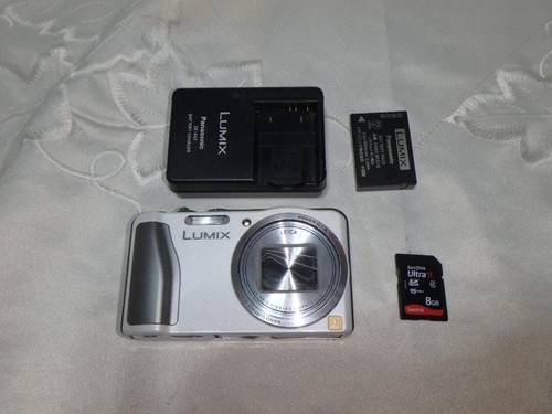 Fotocamera digitale compatta